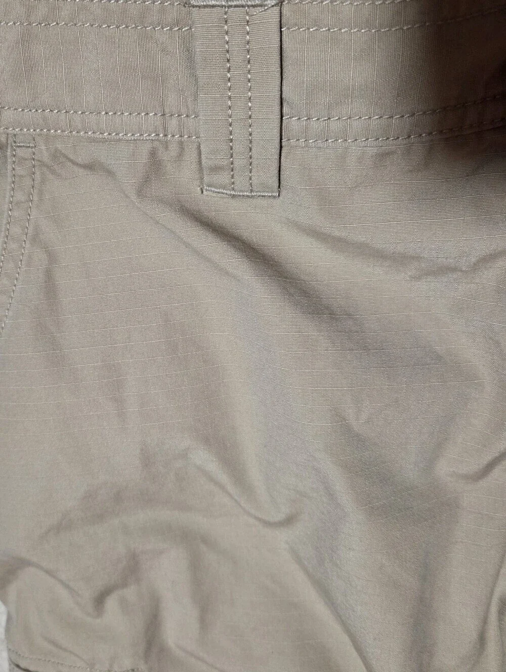 The North Face Ripstop Cargo Shorts Khaki Tan Size 32 NWOT